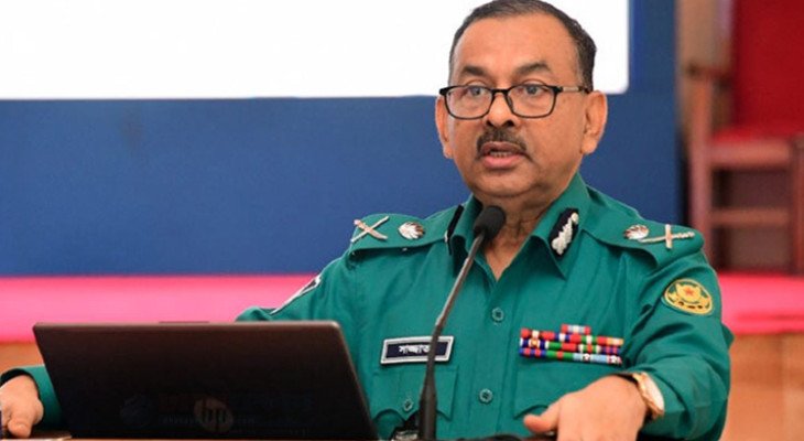 নির্বাচনে রাজনৈতিক দল বা ব্যক্তির প্রতি দুর্বলতা দেখানো যাবে না: ডিএমপি কমিশনার